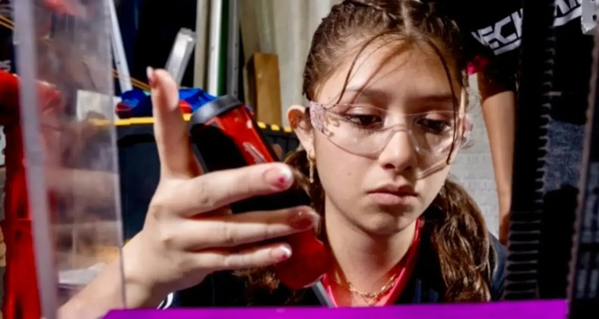 Alexandra Viezcas participa en el Mundial de Robótica FIRST 2025