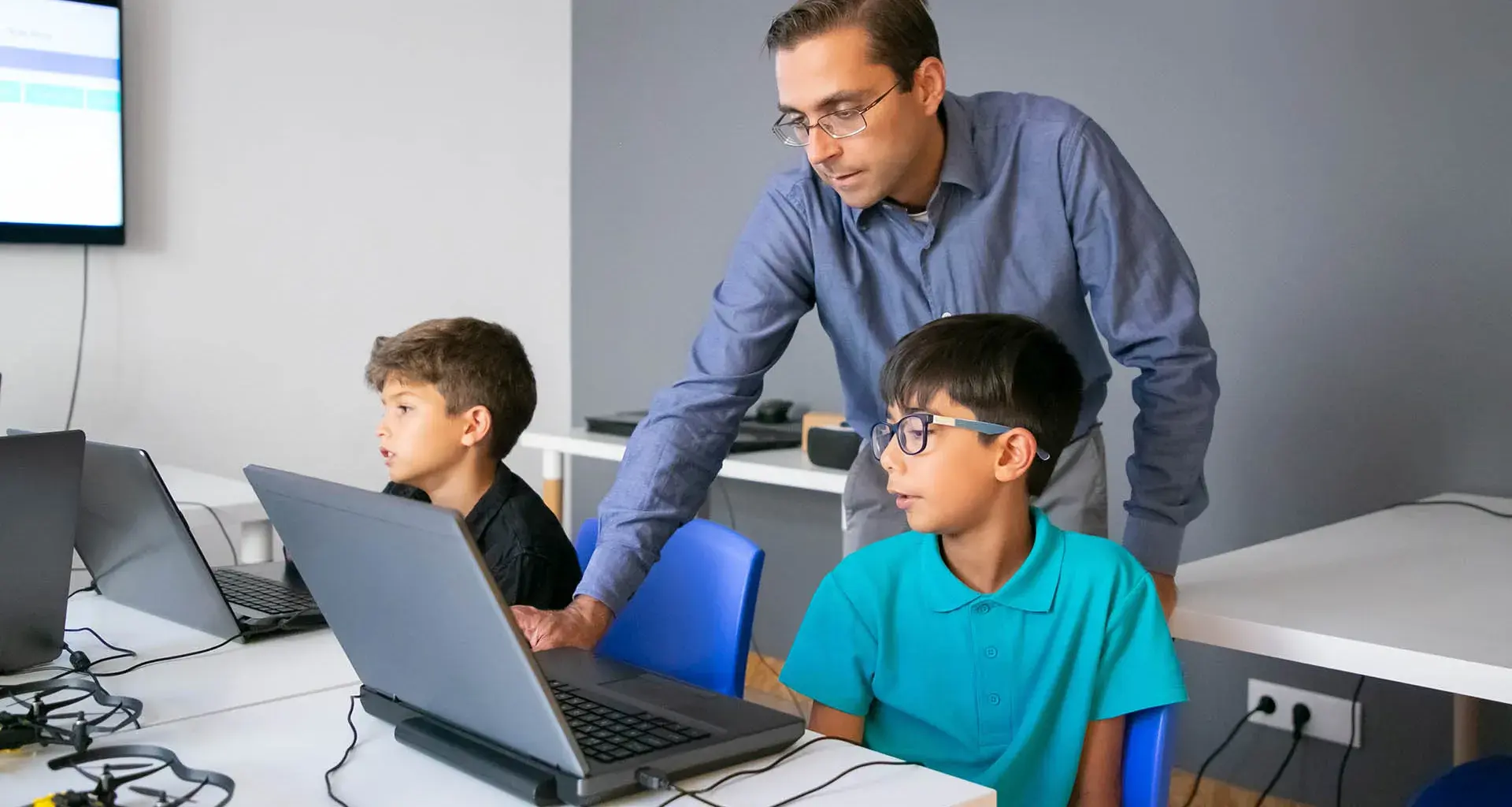 Invitan a usar la IA para educar