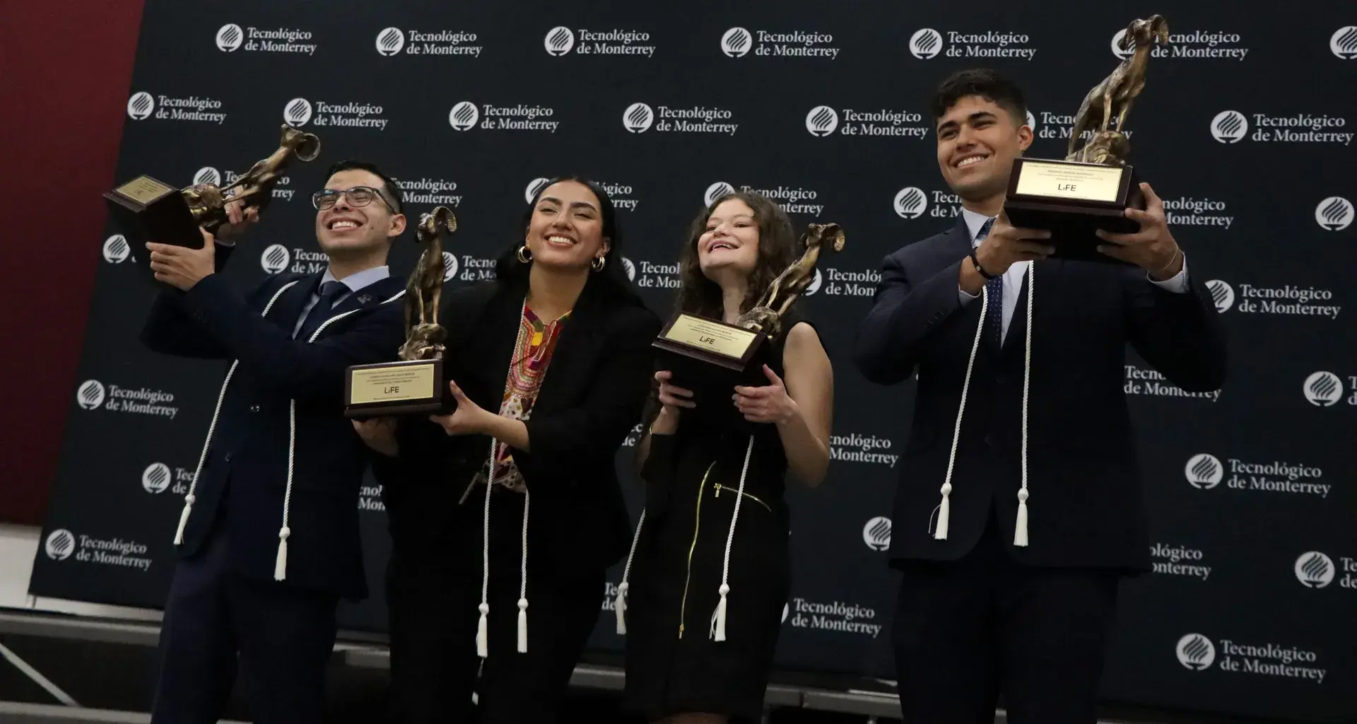 Borregos de Oro, Tec de Monterrey.