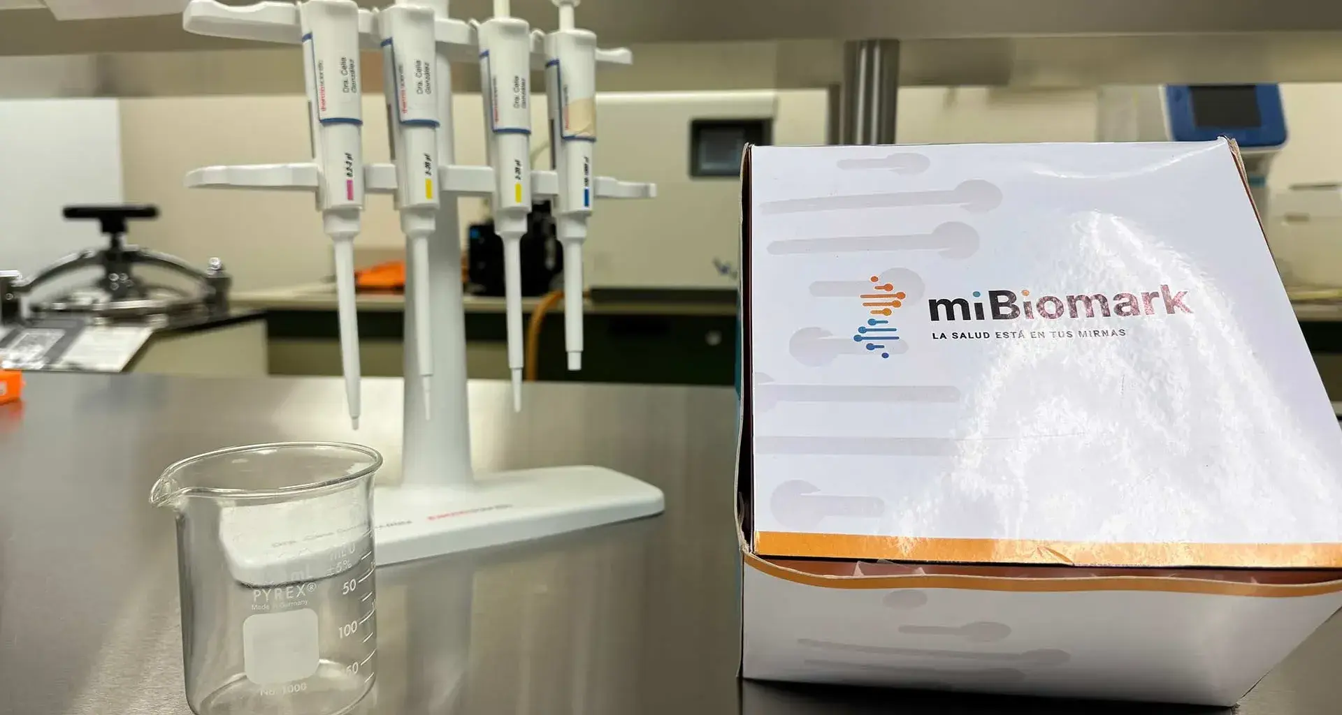 Detectar cáncer de mama con dispositivo de bajo costo, proyecto Mi-Biomark.