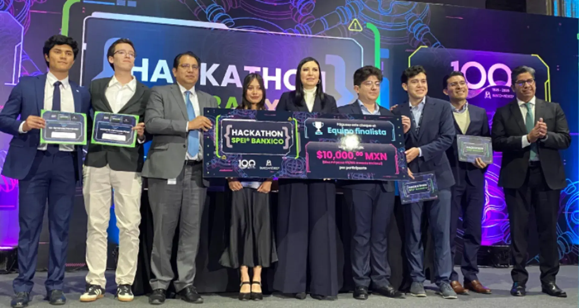 Estudiantes de Tec campus Querétaro, resultaron finalistas en Hackathon realizado por el Banco de México.