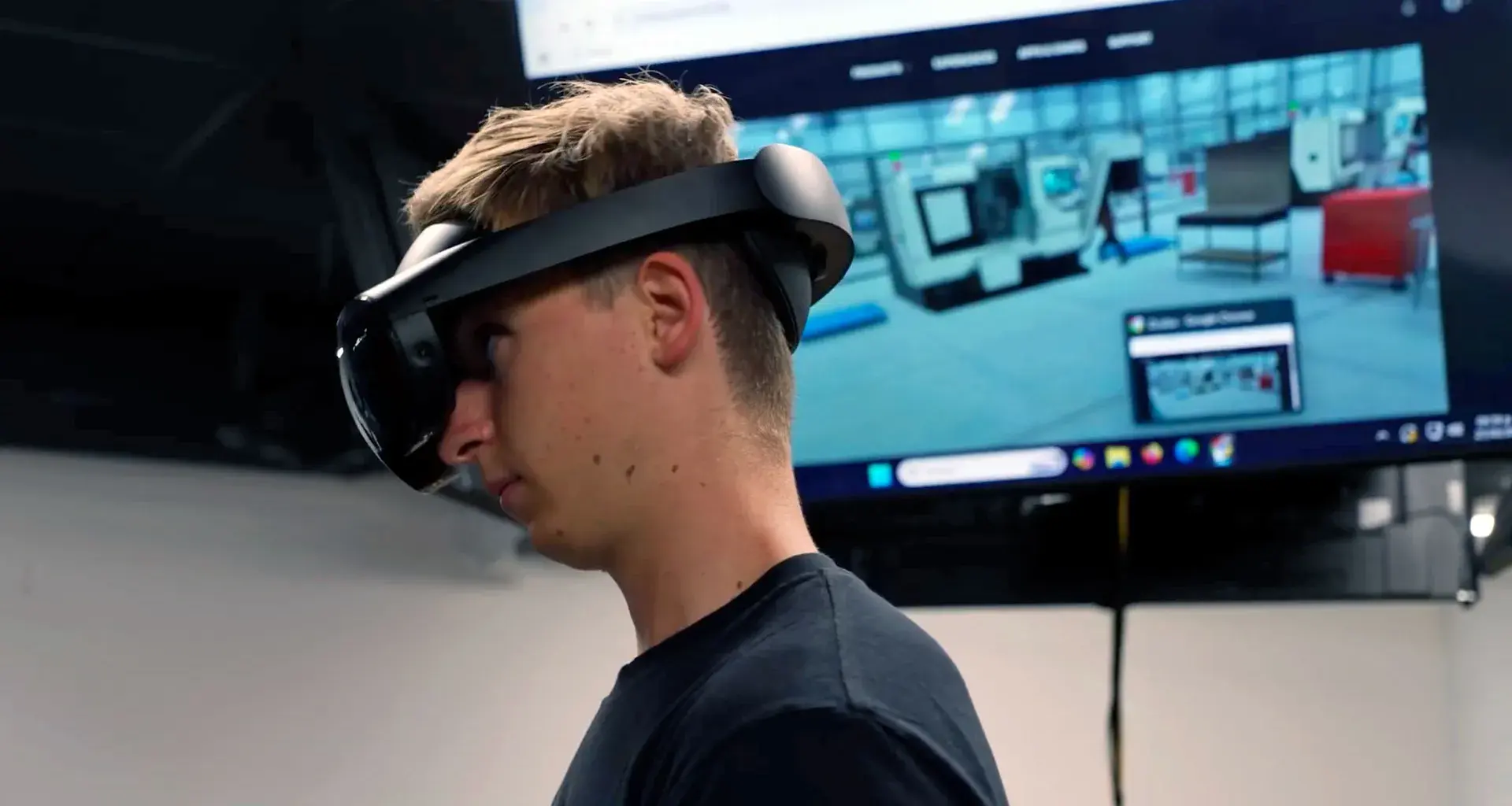 Miguel Rocha, profesor del Tec campus Querétaro, lideró el proyecto “Tec Factory Park”, uno de los ganadores de oro de los QS Reimagine Education Awards 2025.