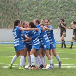 ¡Victoria histórica! Borregas estrenan cancha derrotando a Bisons