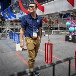  Lino Corlay en FIRST