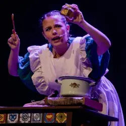 Monólogo que desaprende tradición familiar gana en VIBRART 2025