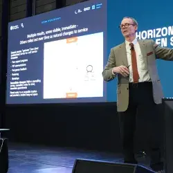 Presentan en foro avances contra envejecimiento y de salud