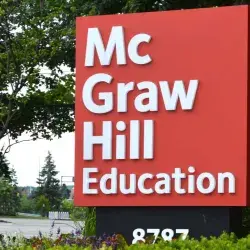 Premian a profesor de PrepaTec por su impacto en educación digital