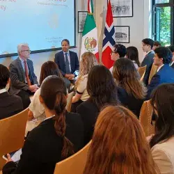 Estudiantes Tec realizan servicio social en Embajada de México
