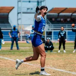 Jugadora de Borregos Laguna festeja en partido de Borregos Laguna