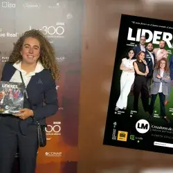 Andrea Dorantes posando en el evento de los 300 grandes en México