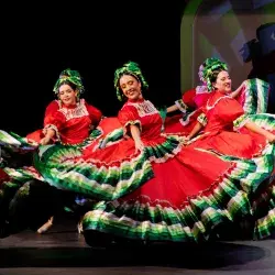 Raíces, Tec de Monterrey.