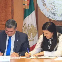 El Tec de Monterrey y la Cámara de Diputados firmaron un convenio para fortalecer la colaboración entre academia y sector público.