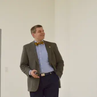 Thomas Kurfess, profesor distinguido de la EIC ofreció un seminario acerca del cambiante proceso de manufactura.