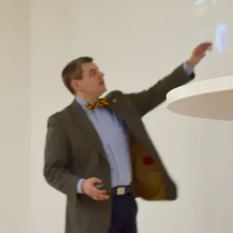 Thomas Kurfess, profesor distinguido de la EIC ofreció un seminario acerca del cambiante proceso de manufactura.