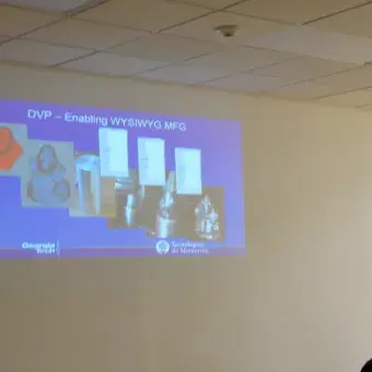 Thomas Kurfess, profesor distinguido de la EIC ofreció un seminario acerca del cambiante proceso de manufactura.