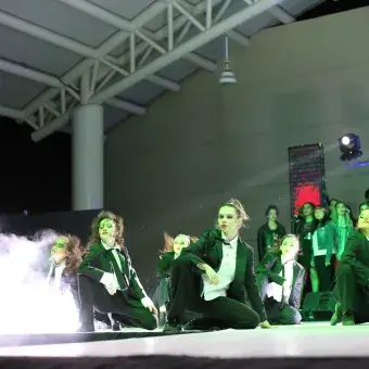 Ensamble We Will Rock You