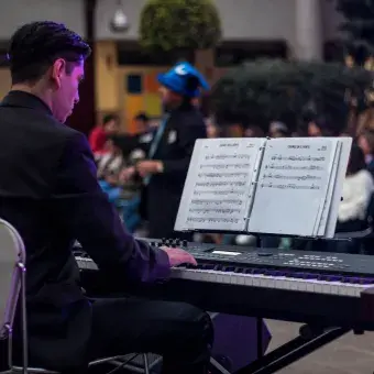 Uniendo a la comunidad con canciones de Disney