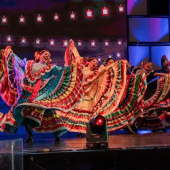 Compañía de Folclor interpreta El Principio Concierto ensamble Homenaje a mi México Popular del Tec campus Puebla