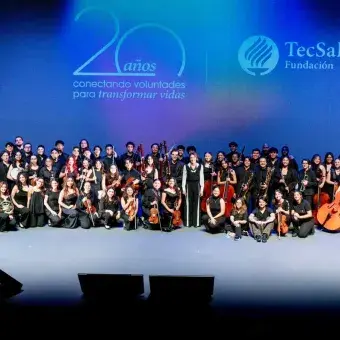 Alondra de la Parra se sumó al evento a beneficio de TecSalud. Alondra de la Parra, Tec de Monterrey.