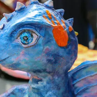 MiCEMtecuhtli, alebrije hecho por estudiantes del Tec campus Estado de México, es presentado en el Desfile y Concurso de Alebrijes Monumentales 2025.