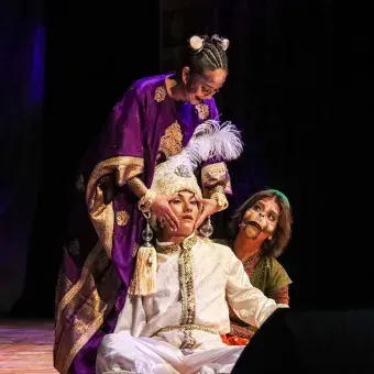 La alfombra mágica, Aladdin y Abu